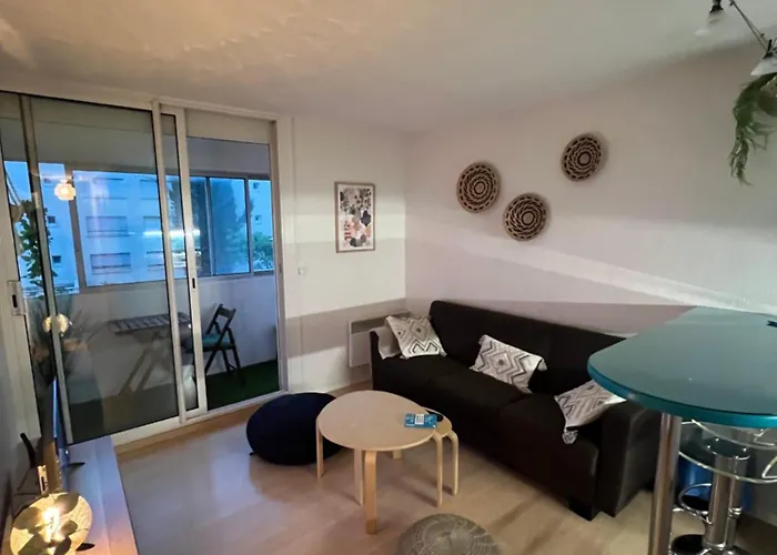 T2 Avec Loggia A 10 Min Du Centre De Montpellier