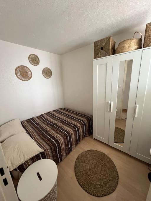 Apartamento T2 Avec Loggia A 10 Min Du Centre De *